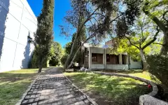 Casa - 505 entre 14 y 15