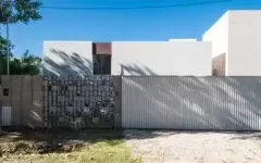 Casa - 12 entre 49 y 50