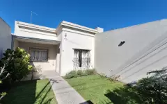 Casa - 27 e/ 71 e/ Boulevard 81