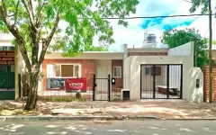 Casa - 489 entre 27 y 28