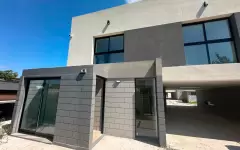 Duplex - 456 e/ 11 y 13