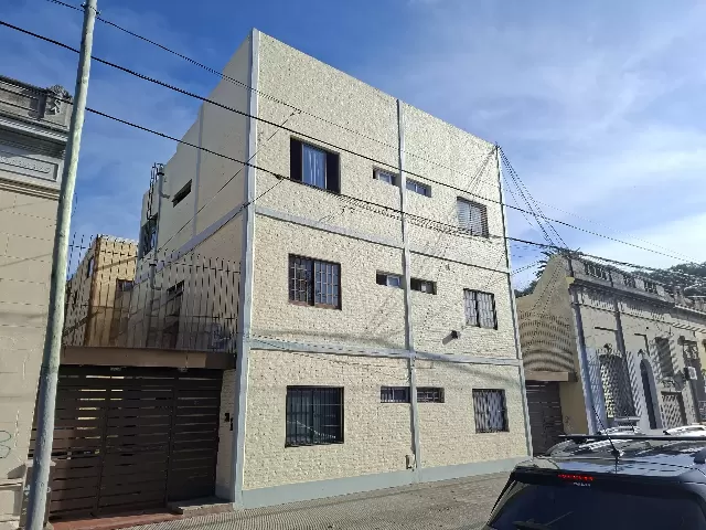 Departamento en 1 e/ 39