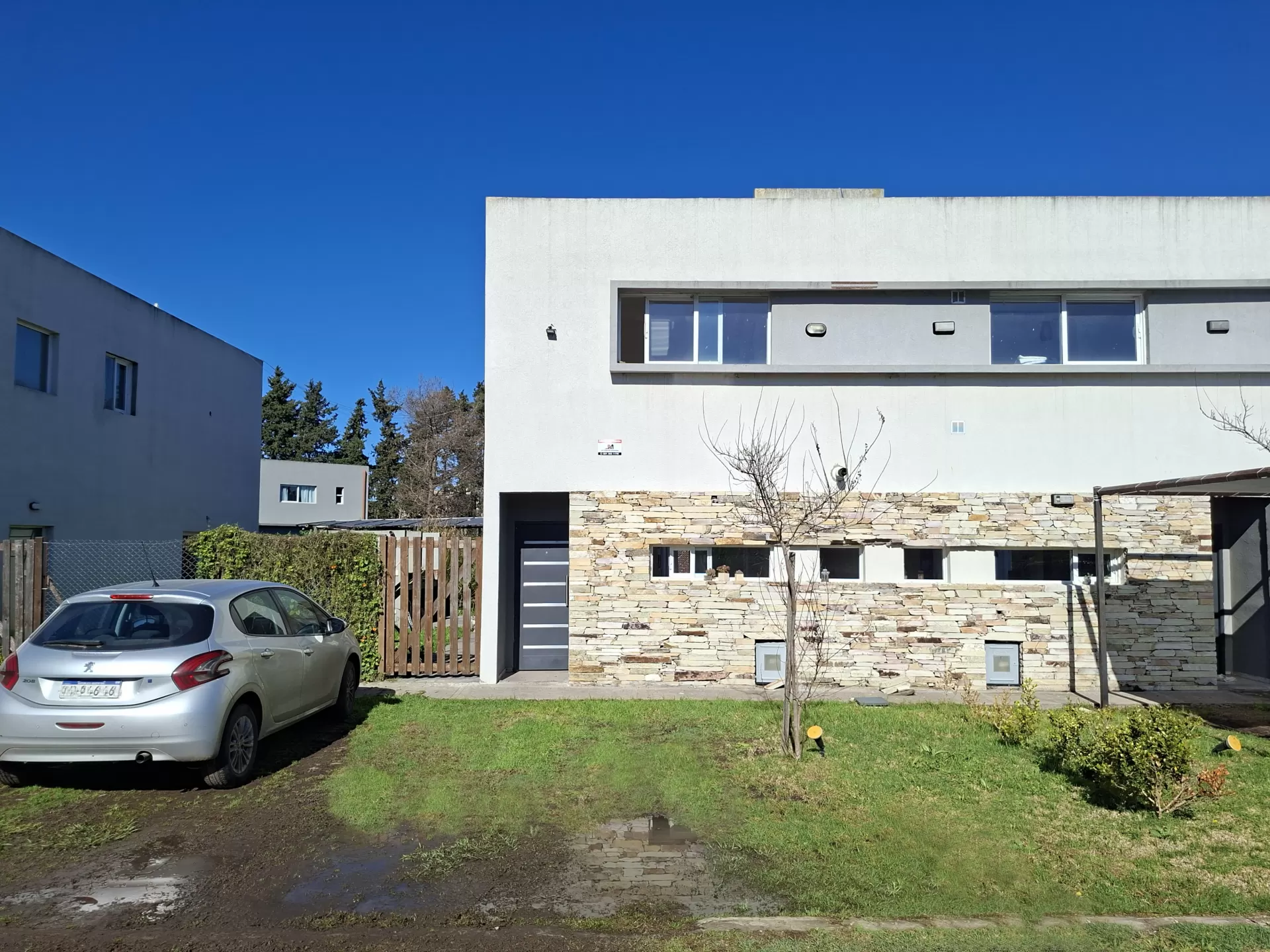 Duplex - 491 e/ 133 y 134