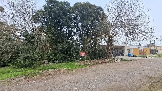 Lote en 140 y 489
